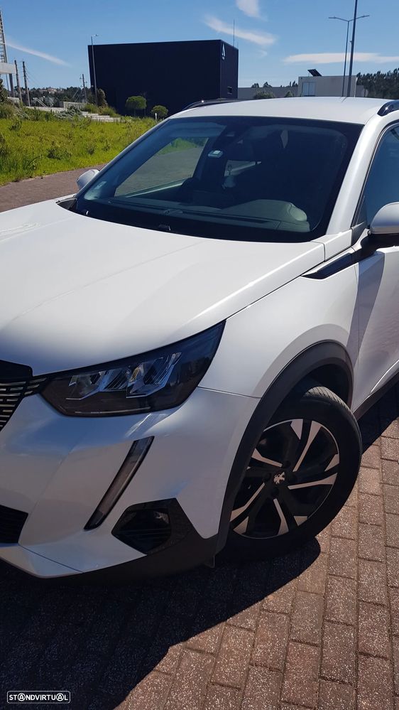 Peugeot 2008 1.2 PureTech Allure - 3