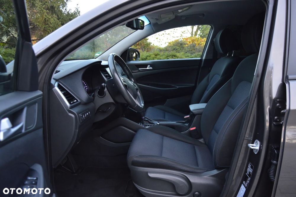 Hyundai Tucson 2.0 CRDi 4WD Automatik Advantage - 8
