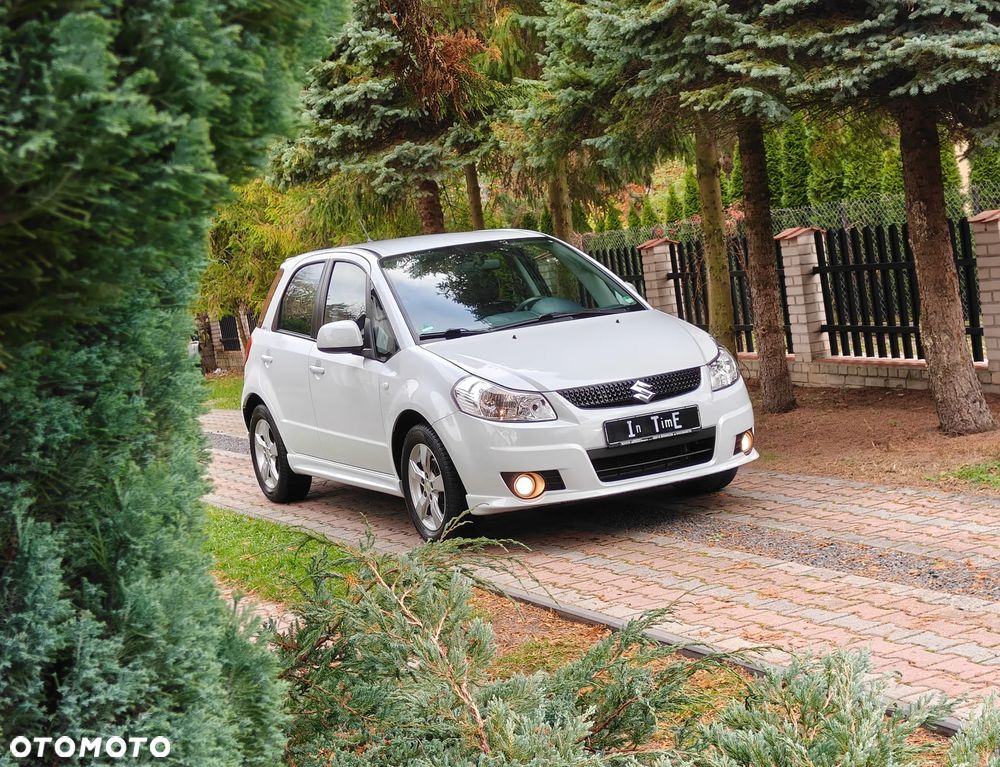 Suzuki SX4 Classic 1.6 VVT 4x2 City+ - 1