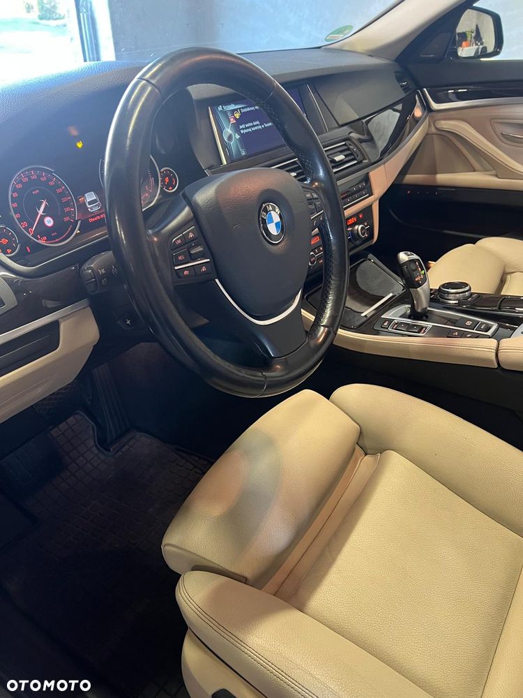 BMW Seria 5 535d Sport-Aut Luxury Line - 20