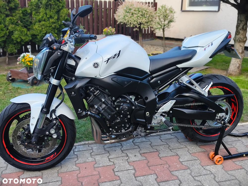 Yamaha FZ - 31