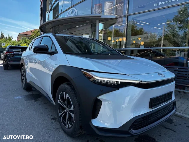 Toyota BZ4X 160 KW AWD (4x4) Exclusive - 3