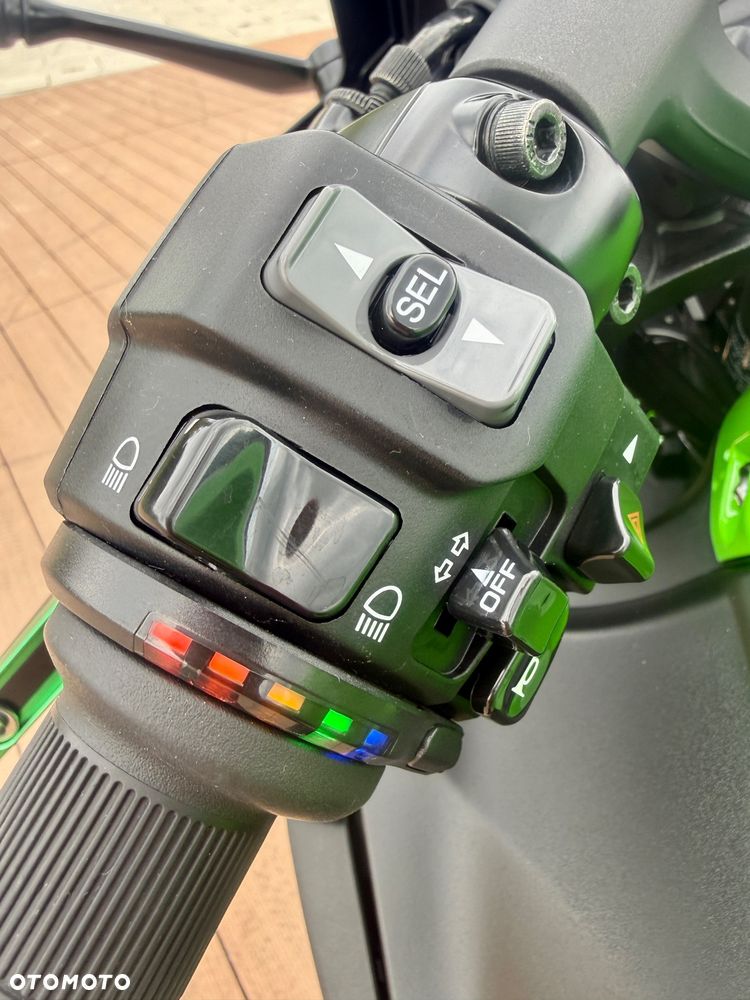Kawasaki Ninja - 8