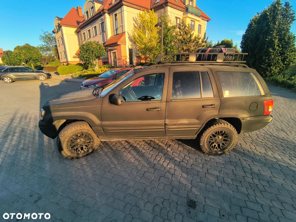 Jeep Grand Cherokee - 2
