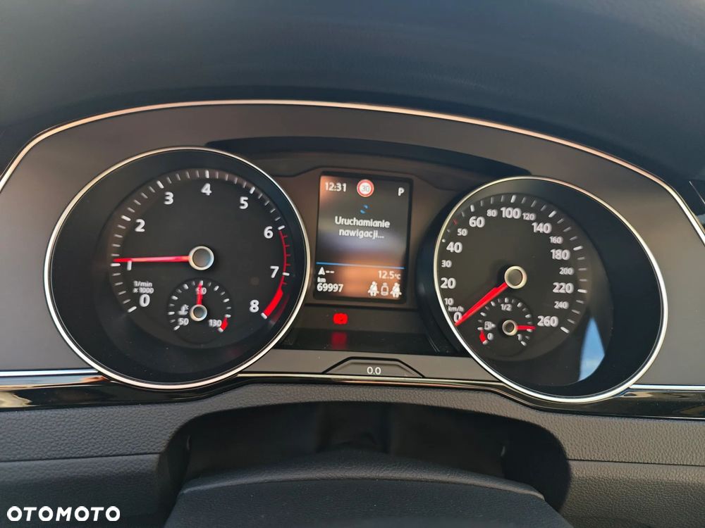 Volkswagen Passat 2.0 TSI Business DSG - 15