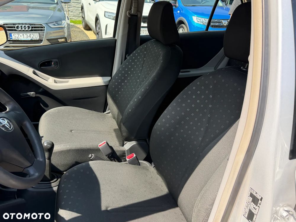 Toyota Yaris 1.0 Luna Start - 15