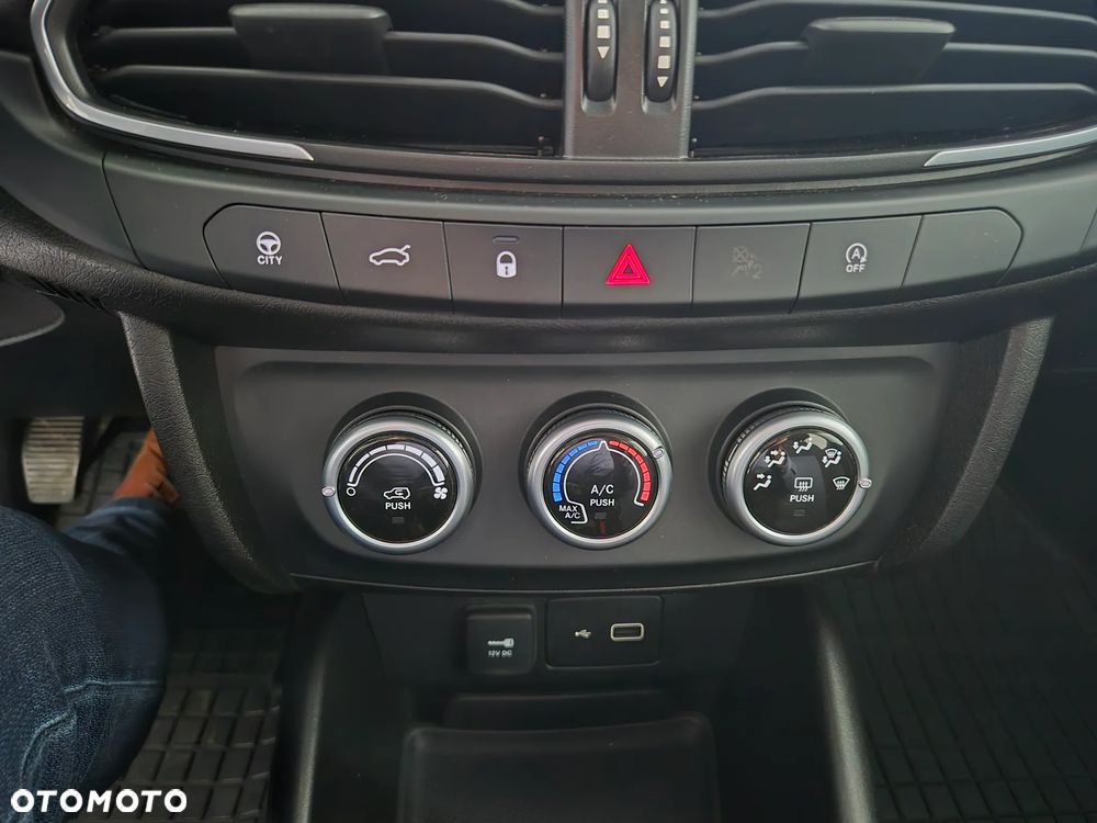 Fiat Tipo 1.0 T3 - 17