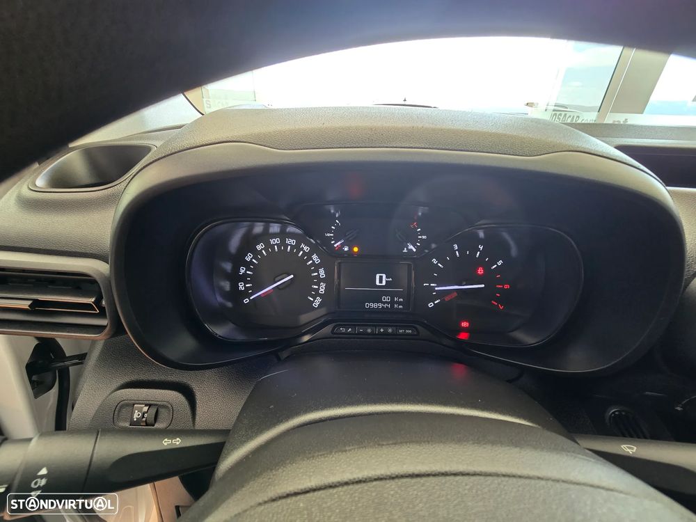 Toyota Proace 1.5 D 3 Lugares - 17