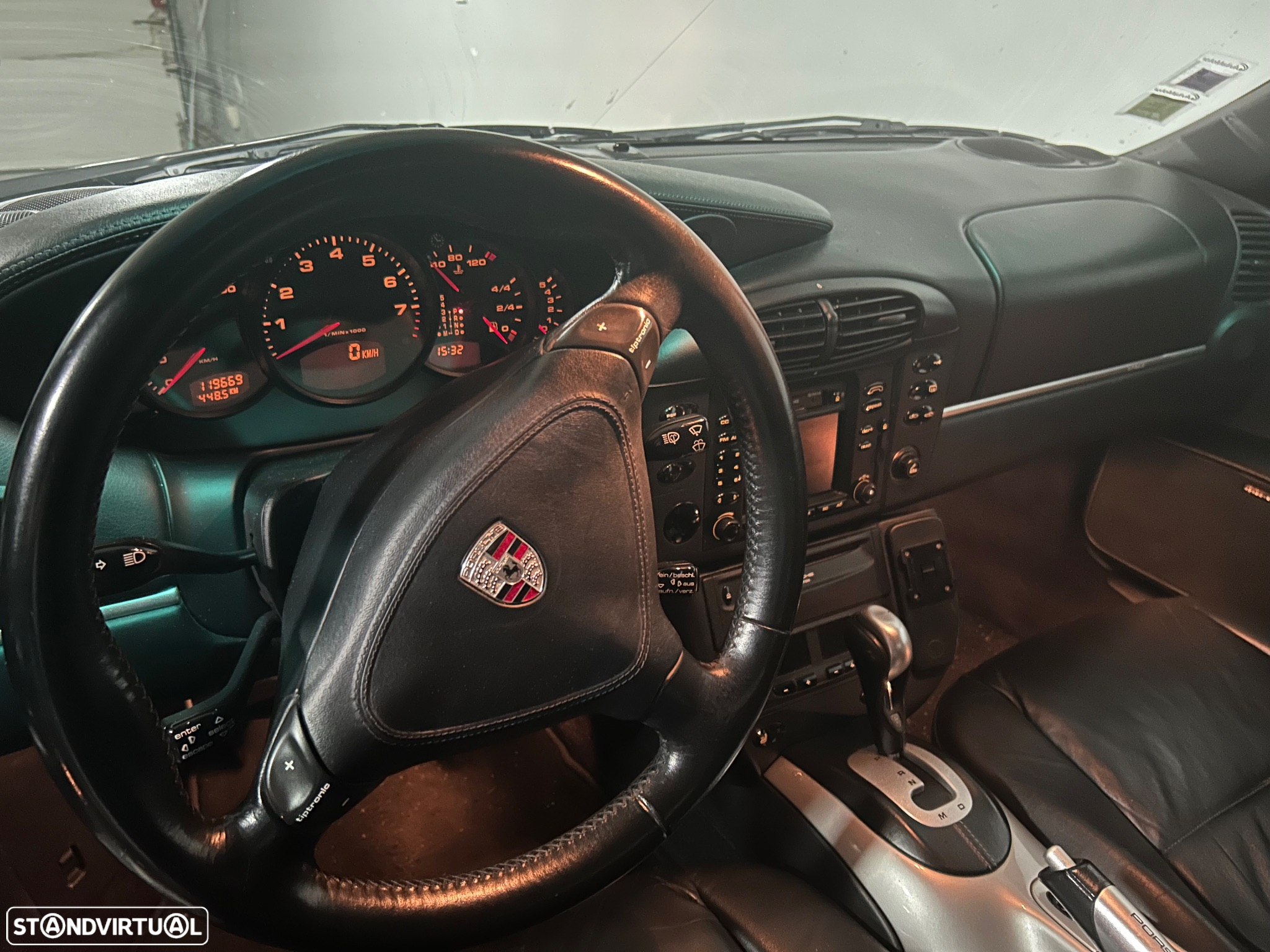 Porsche 911 (996) - 12