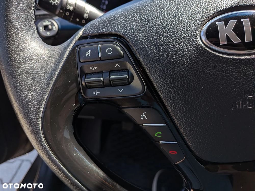 Kia Ceed 1.6 GDI L Business Line - 14