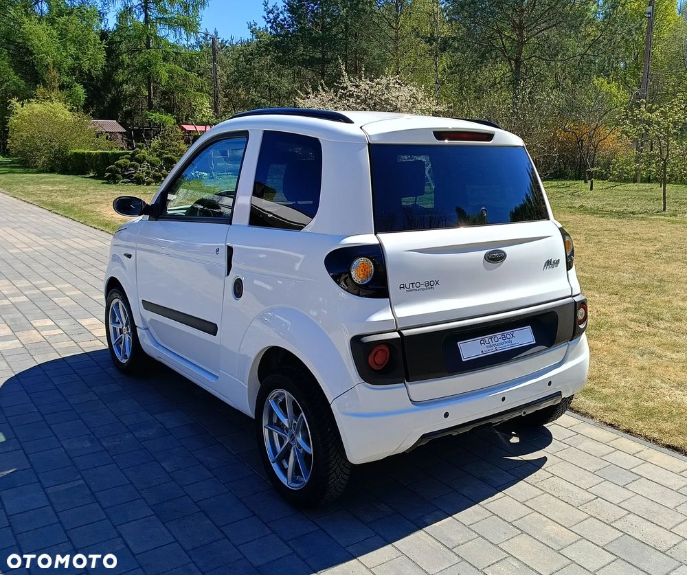 Microcar M.GO - 11