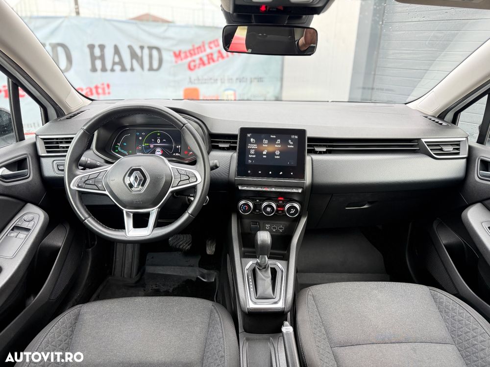 Renault Clio V E-Tech 145 Techno - 6