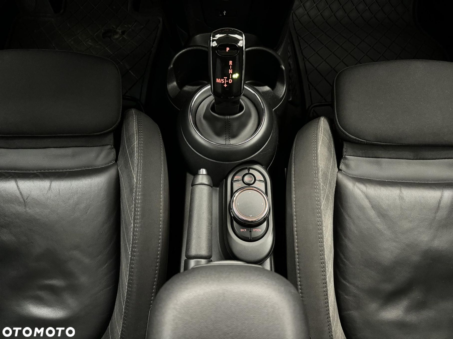 MINI Cooper S - 24