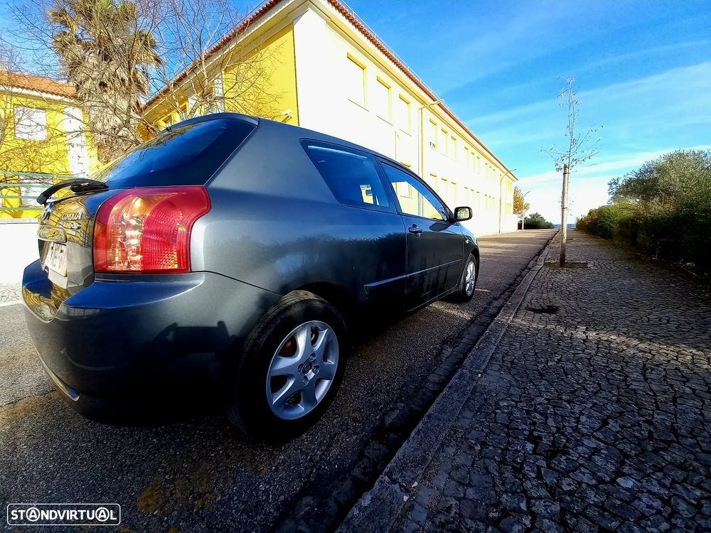 Toyota Corolla 1.4 D-4D - 17