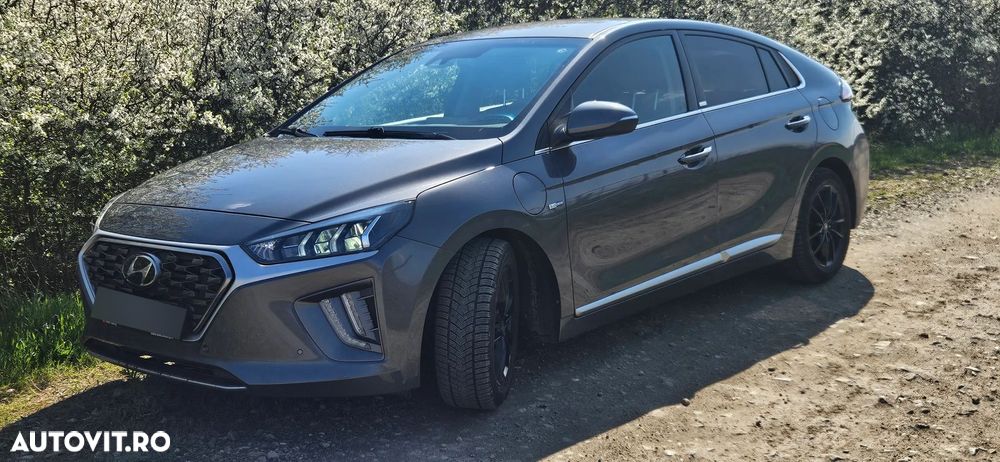 Hyundai IONIQ - 2