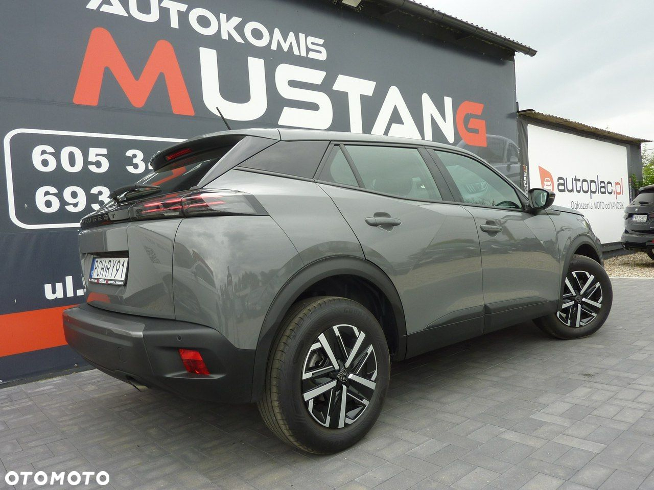 Peugeot 2008 - 4