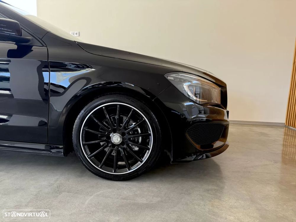 Mercedes-Benz CLA 200 d Shooting Brake AMG Line - 35