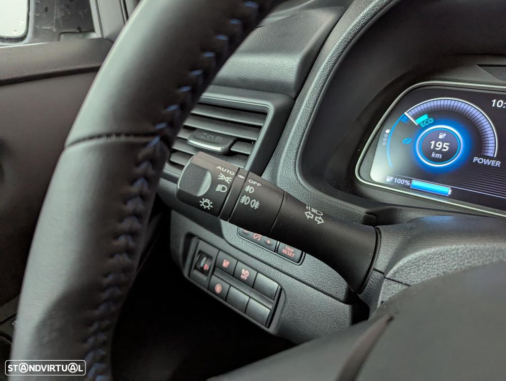Nissan Leaf N-Connecta - 27