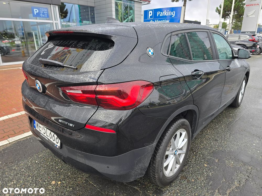 BMW X2 sDrive18i Advantage - 9