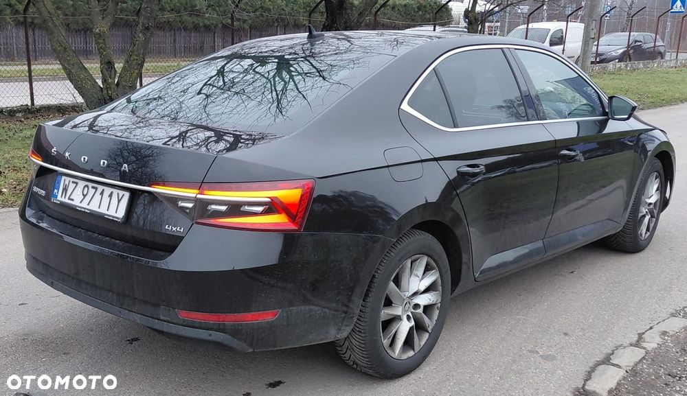 Skoda Superb 2.0 TDI Style DSG - 13
