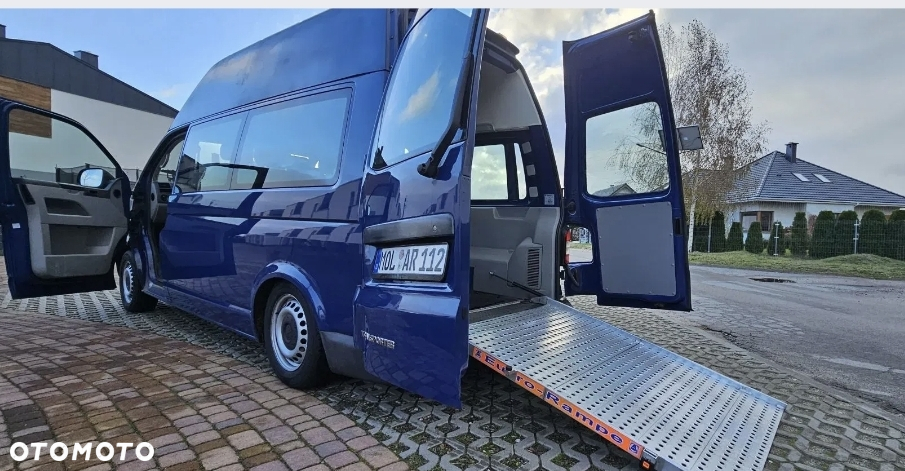 Volkswagen Transporter - 4