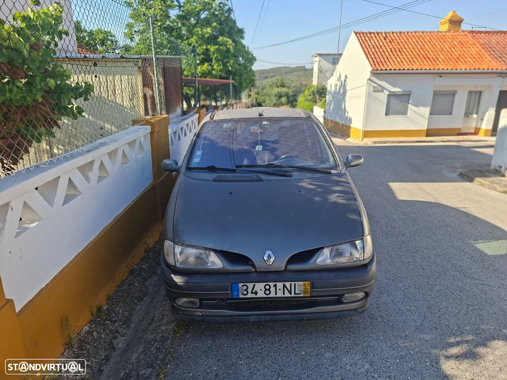 Renault Scénic 1.4 16V RTE - 1