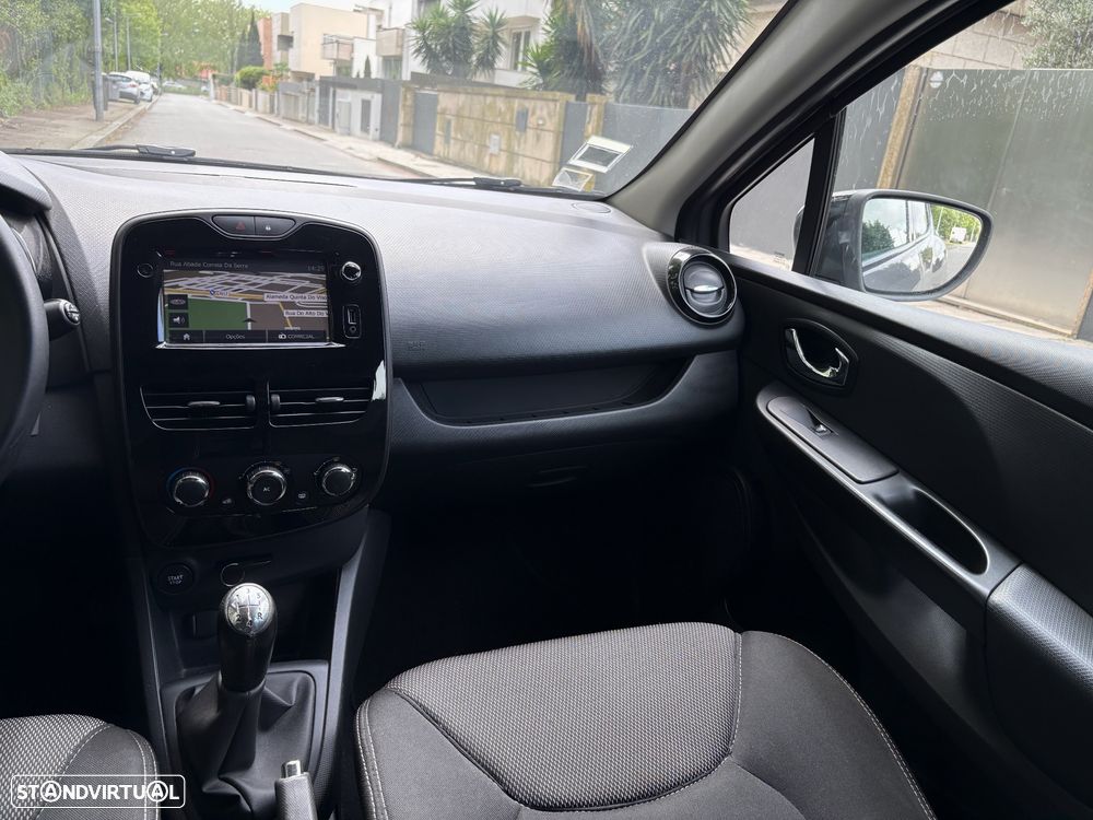 Renault Clio 0.9 TCE Luxe - 14