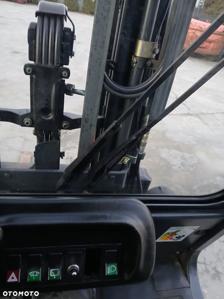 Linde H20T-03 TRIPLEX 5,5m przesuw pozycjoner - 30