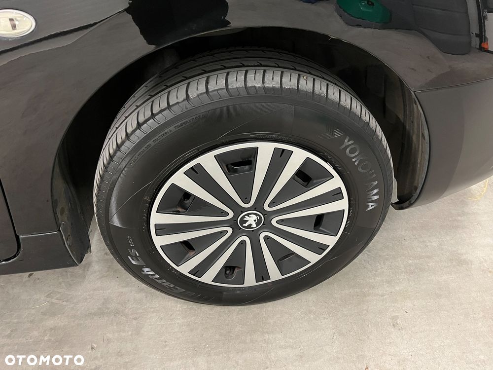 Peugeot Partner HDi 75 Esplanade - 24