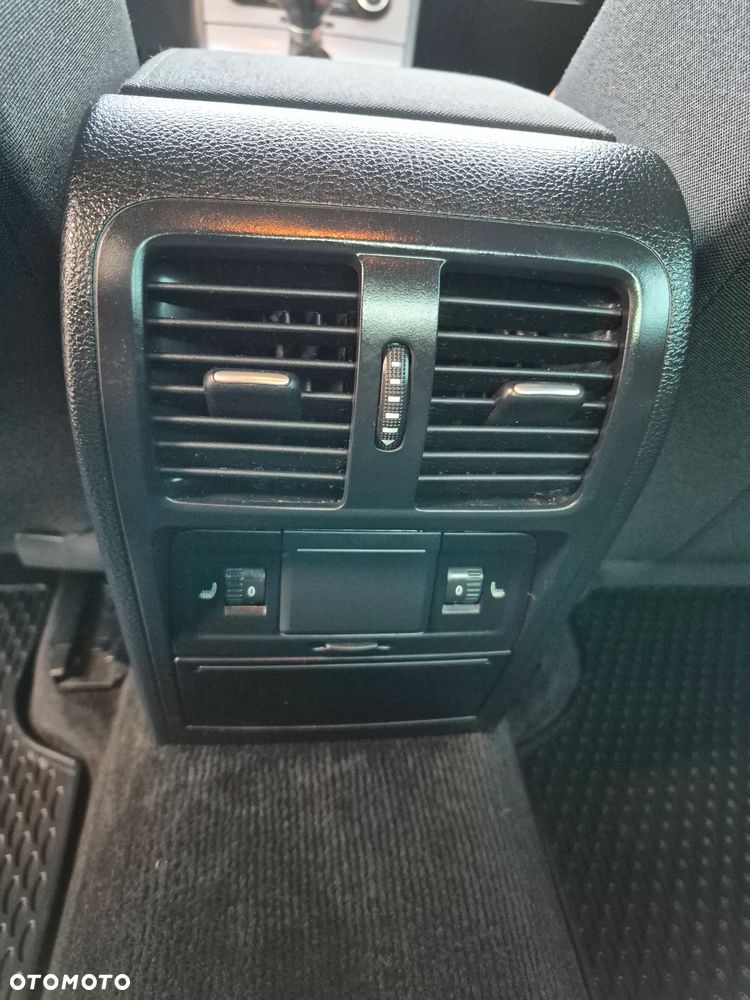 Volkswagen Passat 1.8 TSI Highline - 18