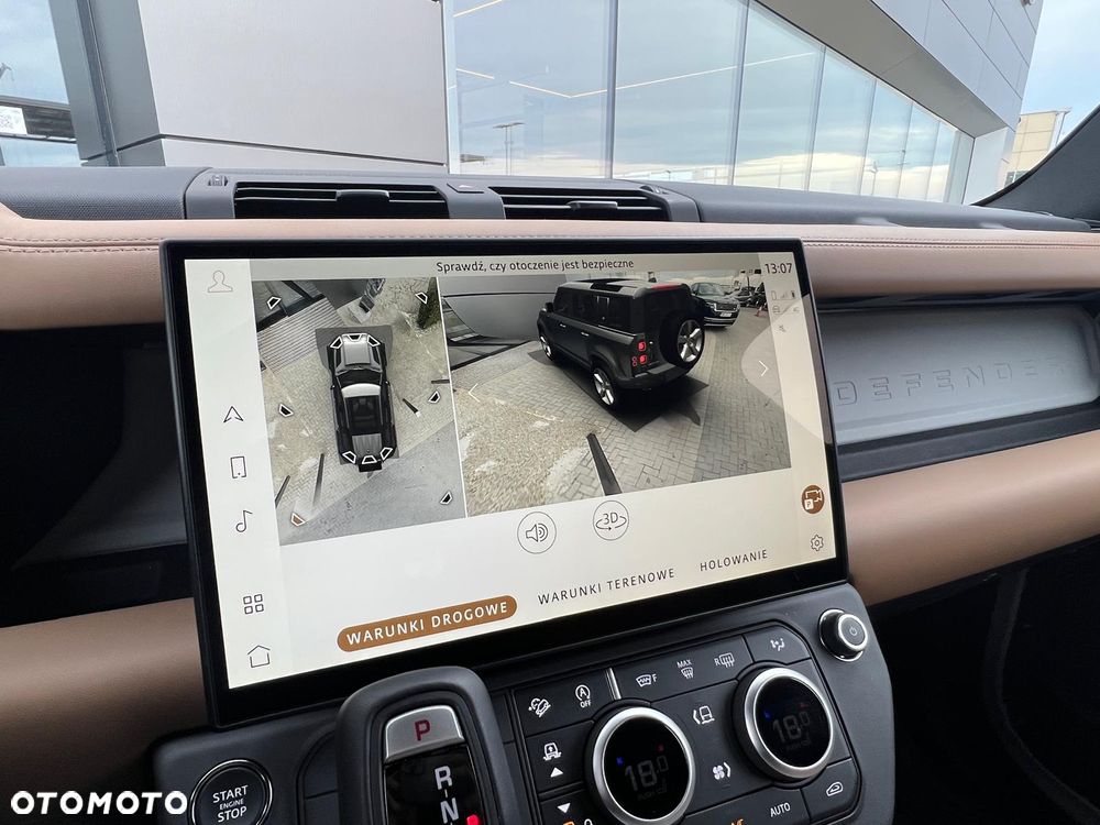 Land Rover Defender 3.0 D350 mHEV X-Dynamic HSE - 13