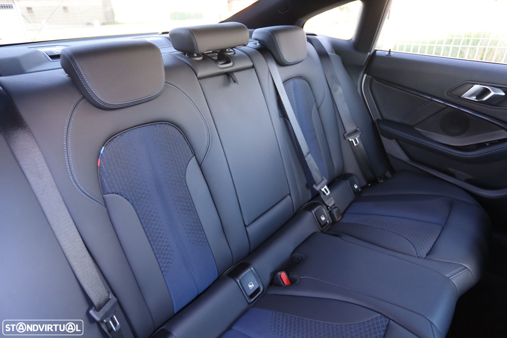 BMW 216 Gran Coupé d Pack Desportivo M - 18