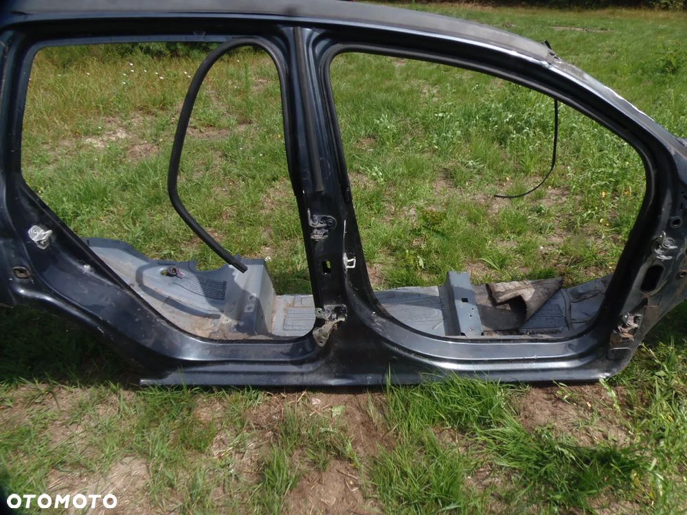DODGE CALIBER PRÓG PRAWY SŁUPEK - 1