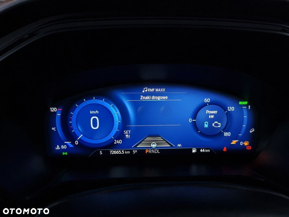 Ford Kuga - 19