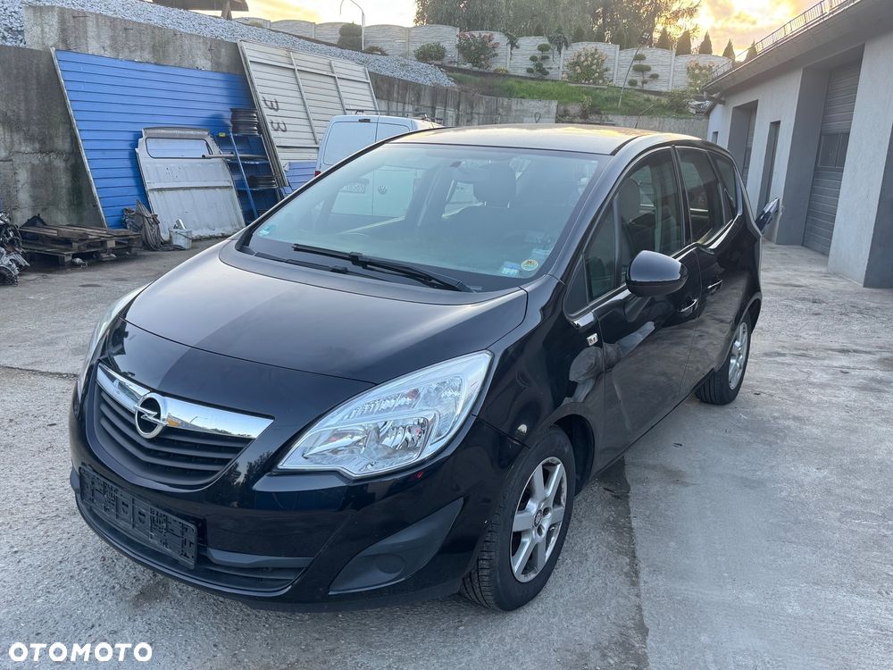 Opel Meriva 1.4 T Cosmo - 1