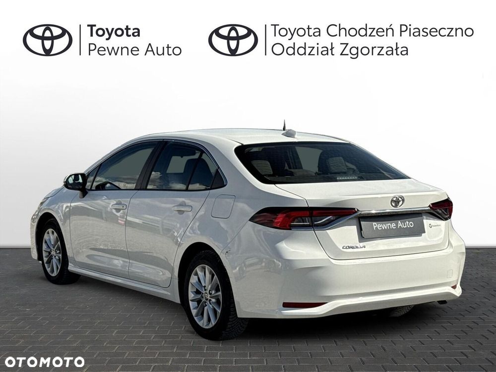 Toyota Corolla - 4