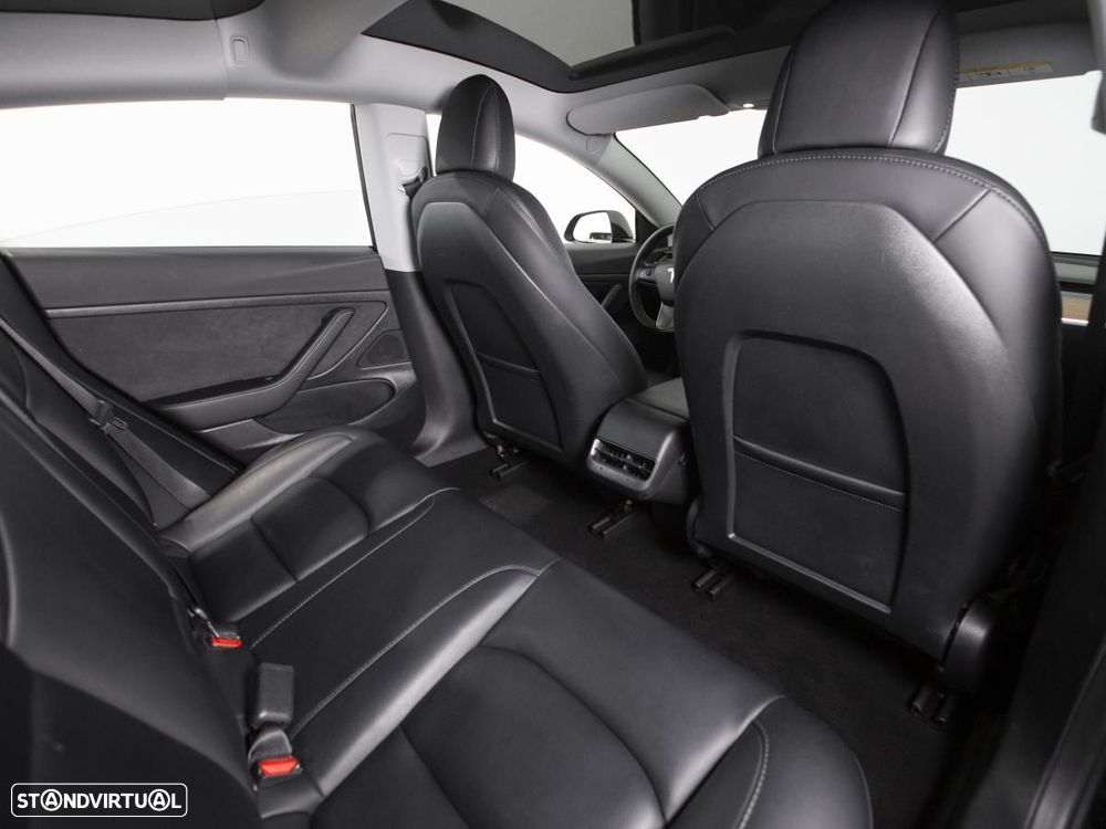 Tesla Model 3 Standard Range Plus RWD - 11