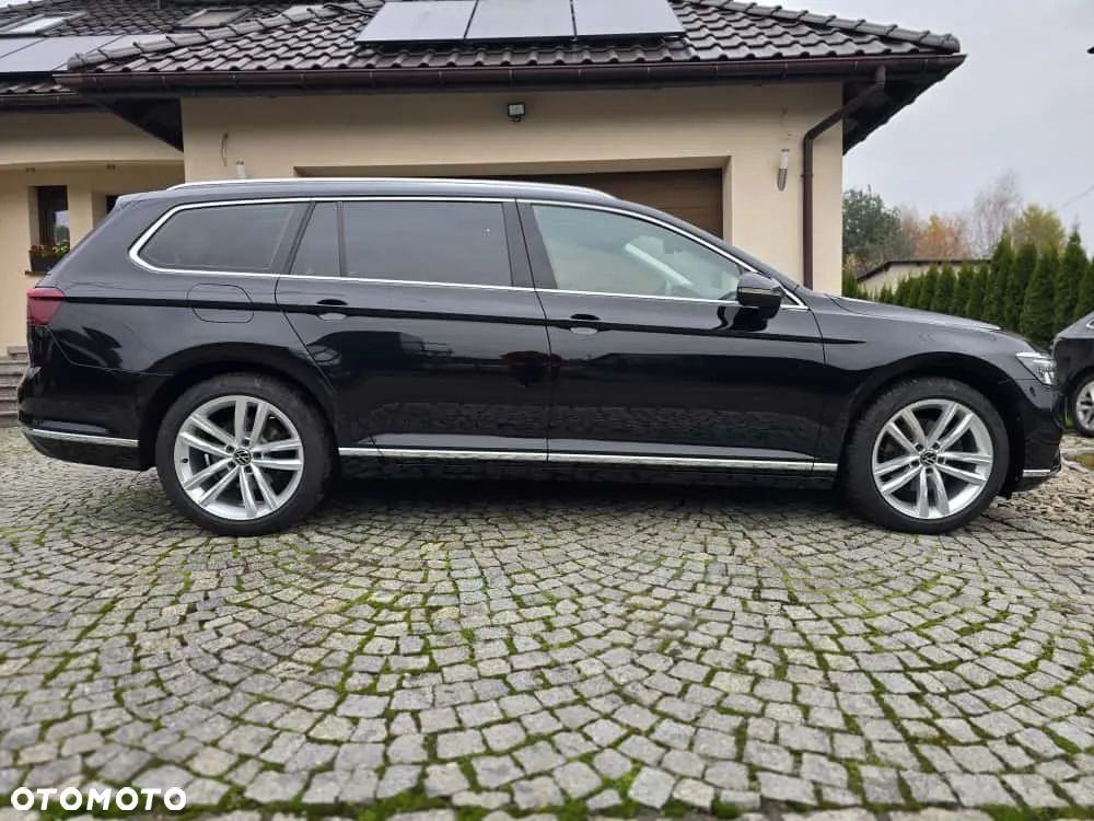 Volkswagen Passat 2.0 TDI SCR Elegance DSG - 11