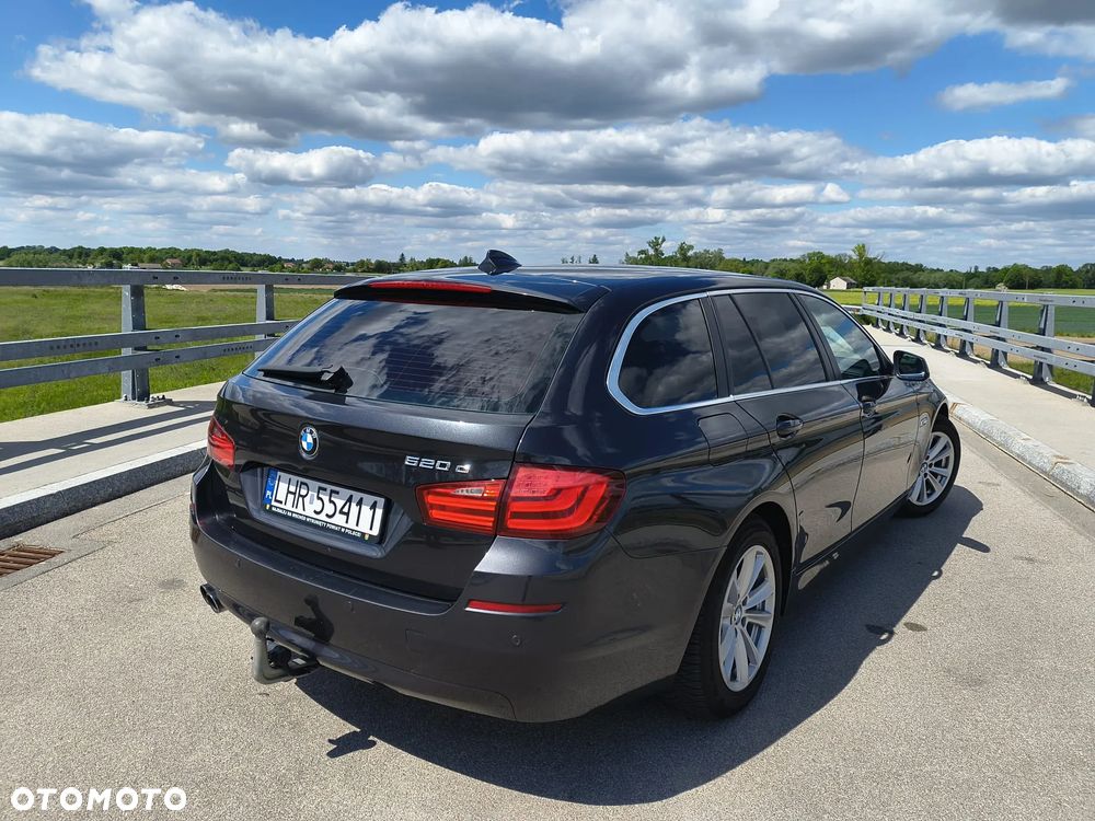 BMW Seria 5 520d Modern Line - 14
