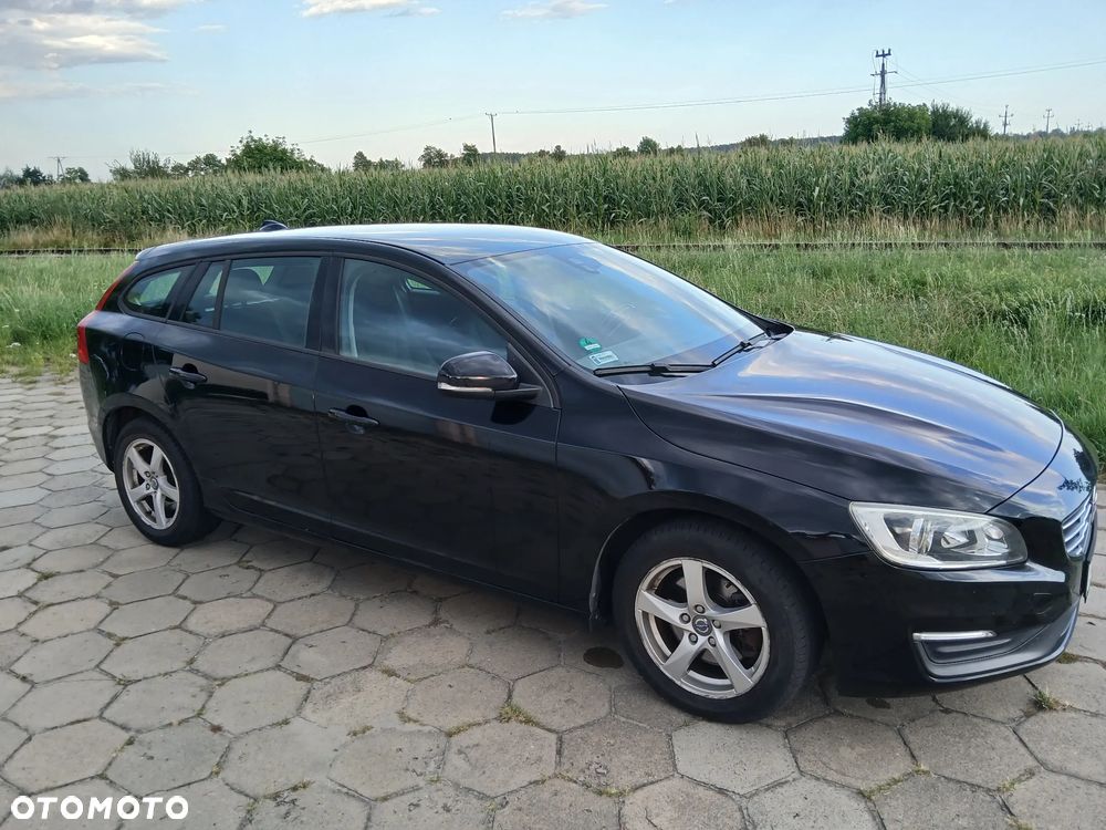 Volvo V60 D3 Momentum - 6