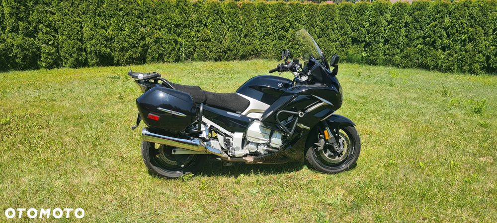 Yamaha FJR - 4