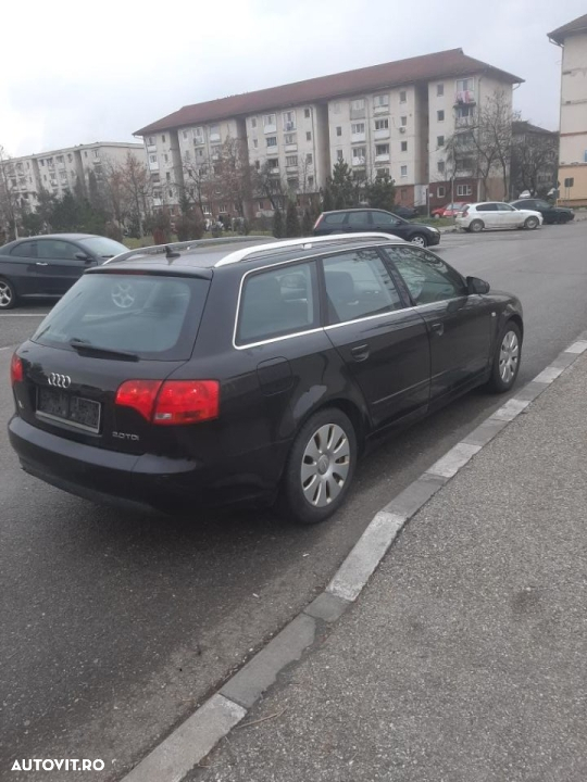 Audi A4 - 4