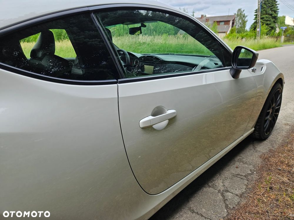 Toyota GT86 2.0 Prestige - 13