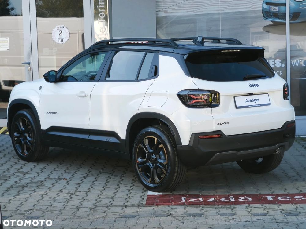 Jeep Avenger 1.2 T3 mHEV 85th Anniversary 4xe eDCT6 - 16