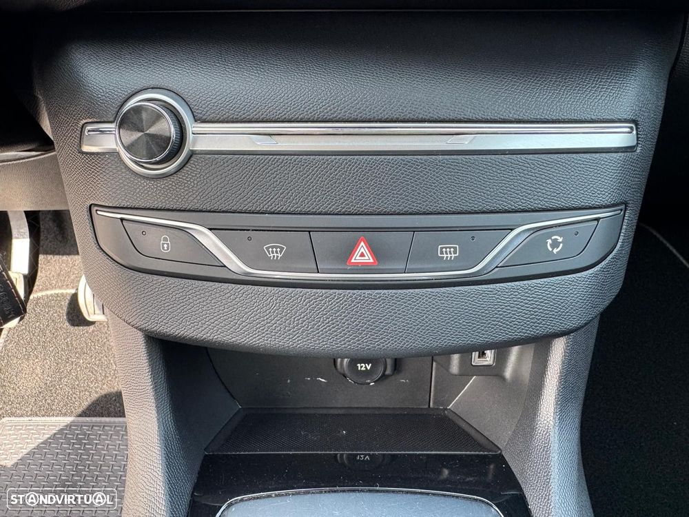 Peugeot 308 SW 1.5 BlueHDi Style - 23