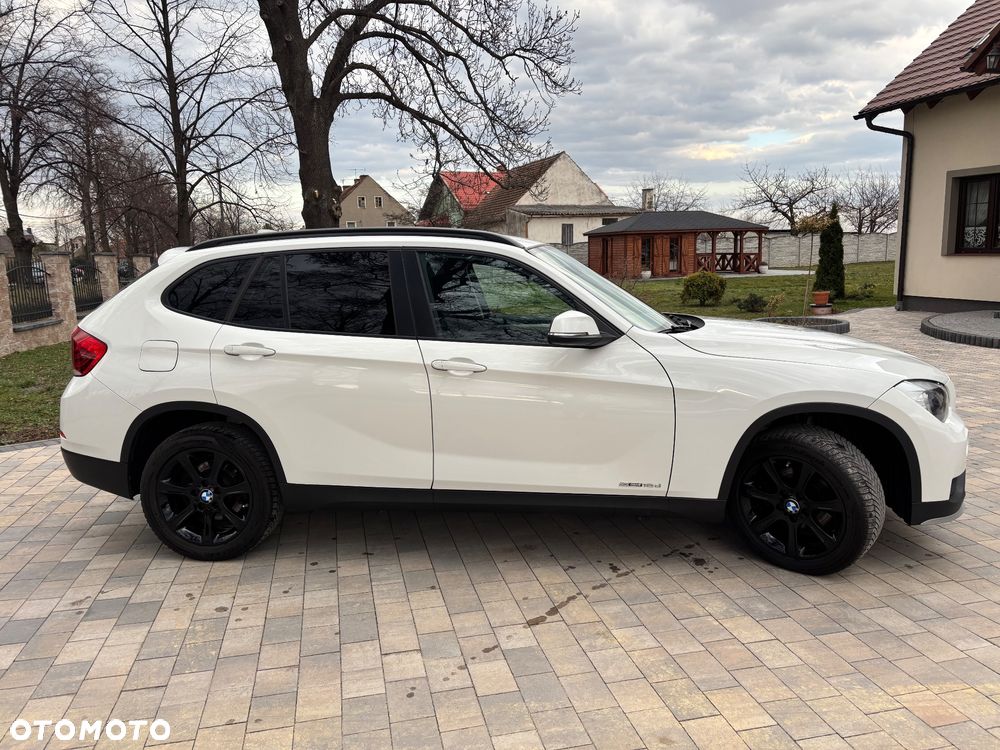 BMW X1 sDrive16d Sport Line - 11