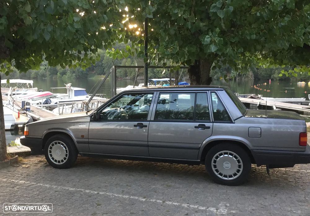 Volvo 740 GL - 1