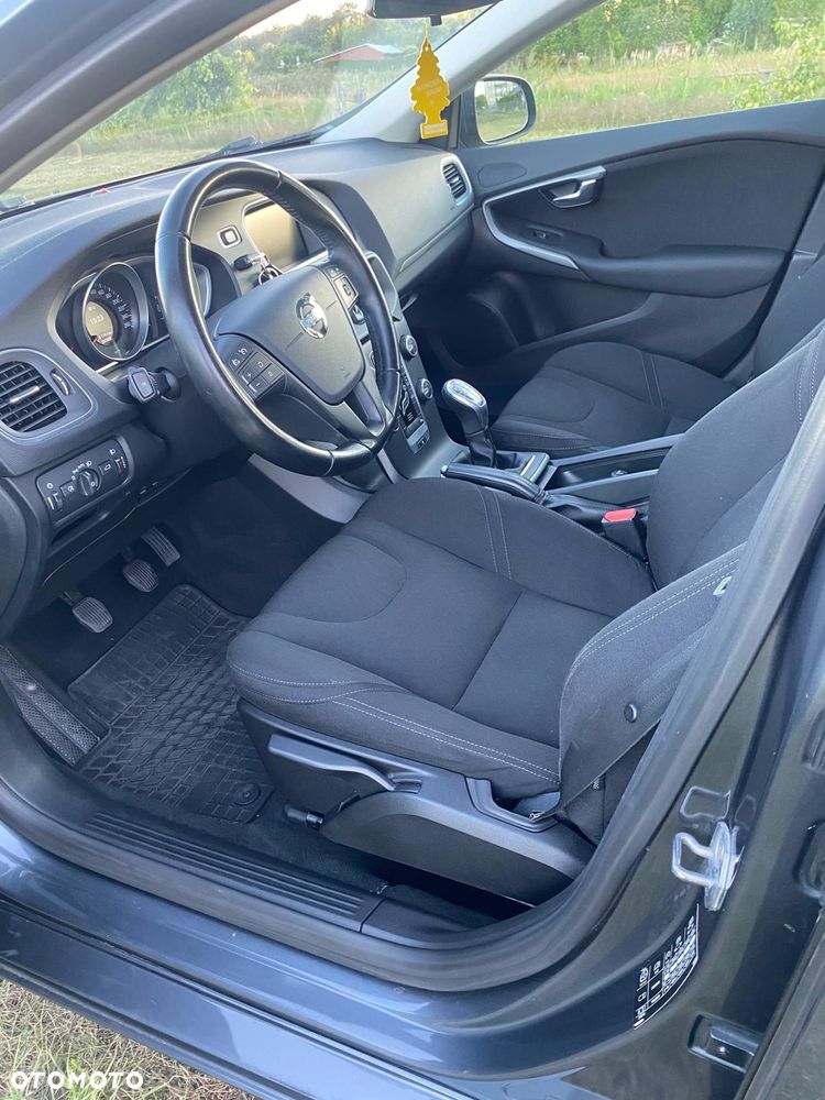 Volvo V40 D2 Base - 6