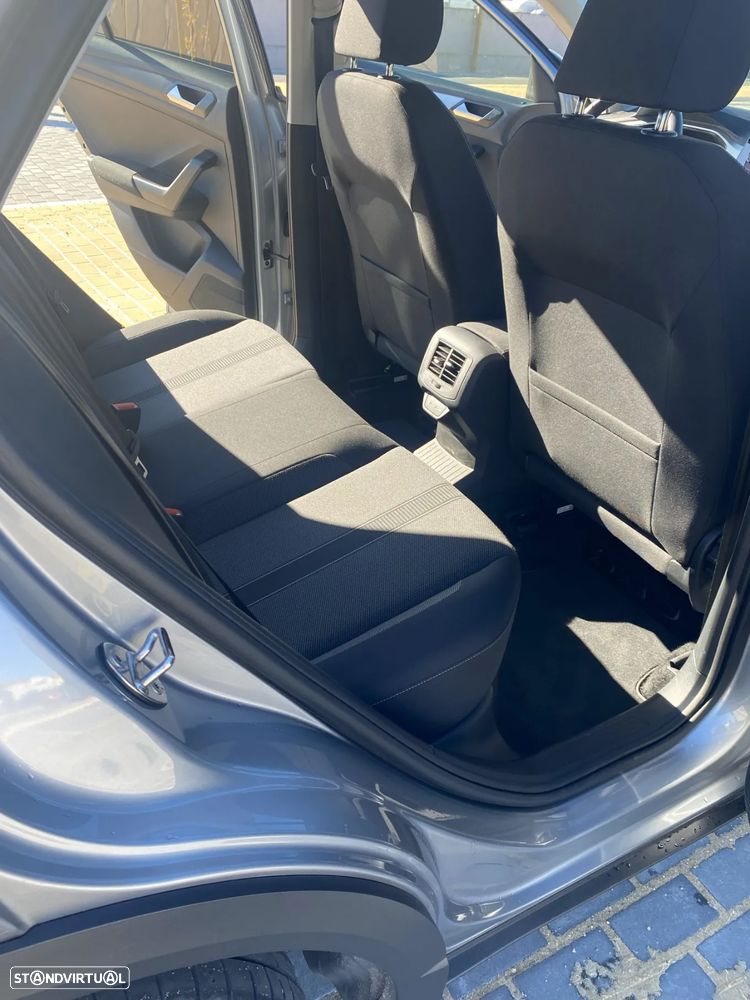 VW T-Roc 1.0 TSI - 12