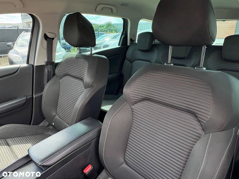 Renault Grand Scenic TCe 140 GPF EDC BUSINESS EDITION - 9